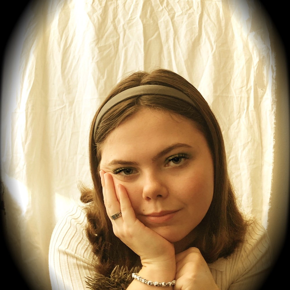 Meet your Posher, Olivia